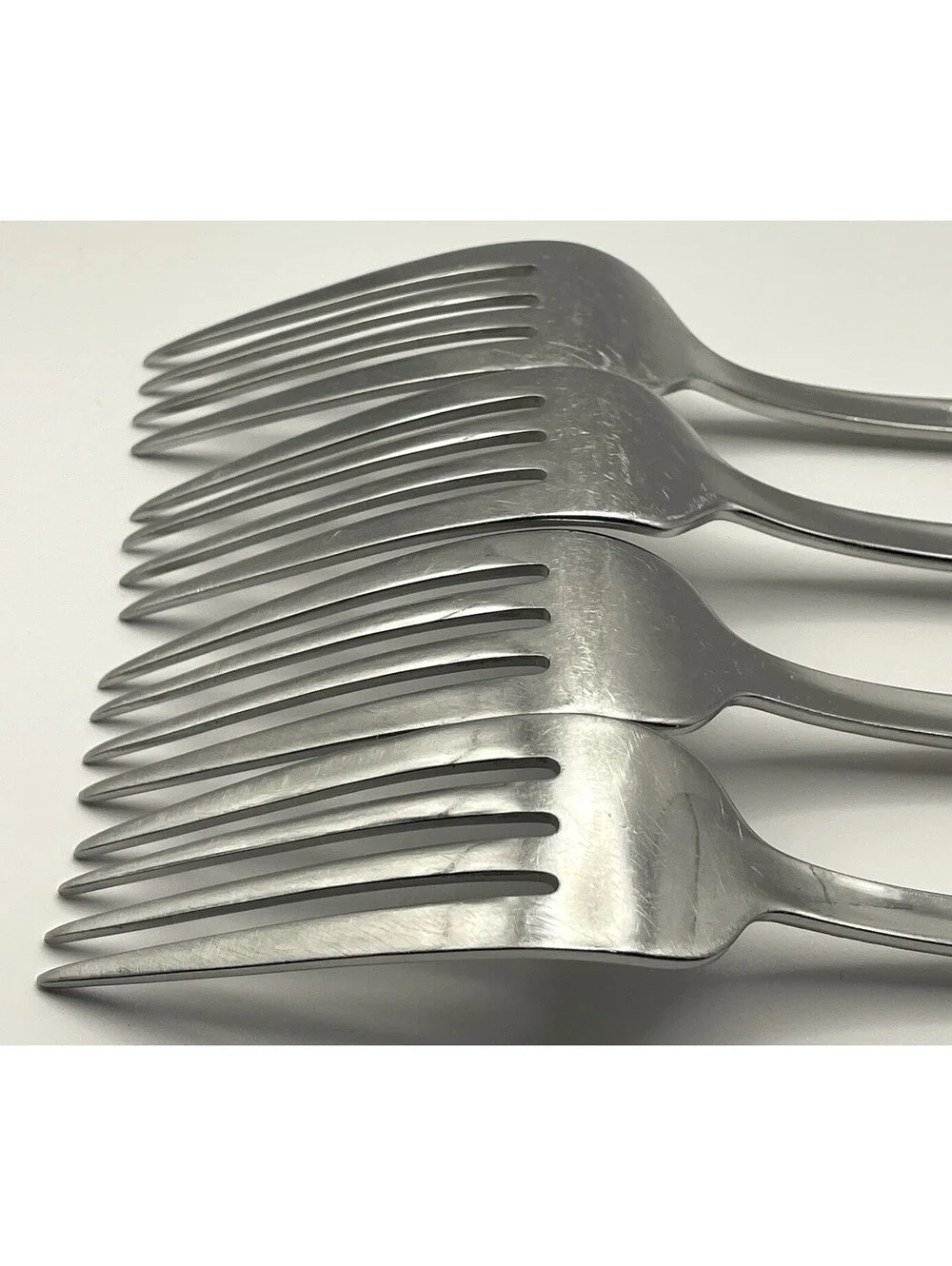 (4) Reed And Barton COLBY 18/10 Stainless China Dinner Fork Lot ~ 8 1/8”